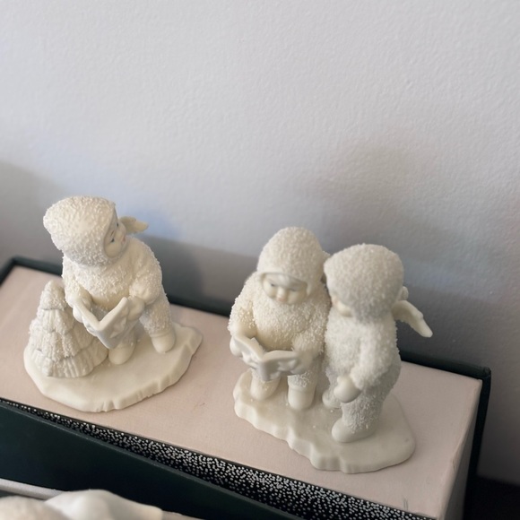 Department 56 Snowbabies Figurine Collection - Picture 14 of 14